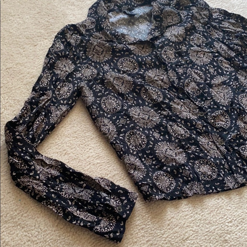 Patterned button down collar shirt - Picture 2 of 4
